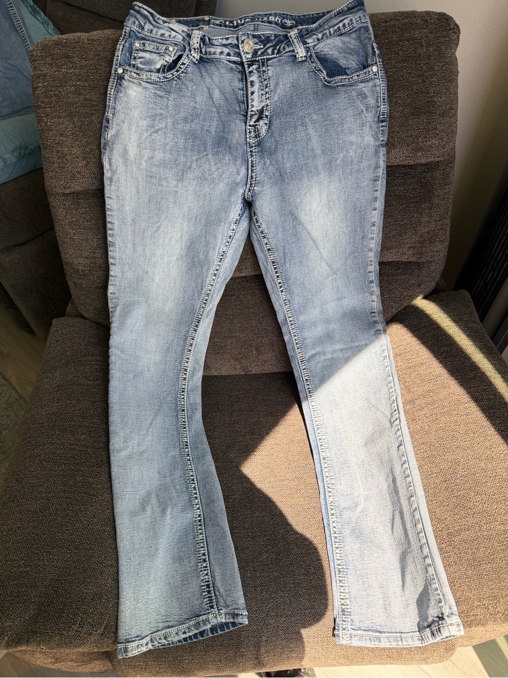 Women’s size 10 Live Hard brand jeans- long length